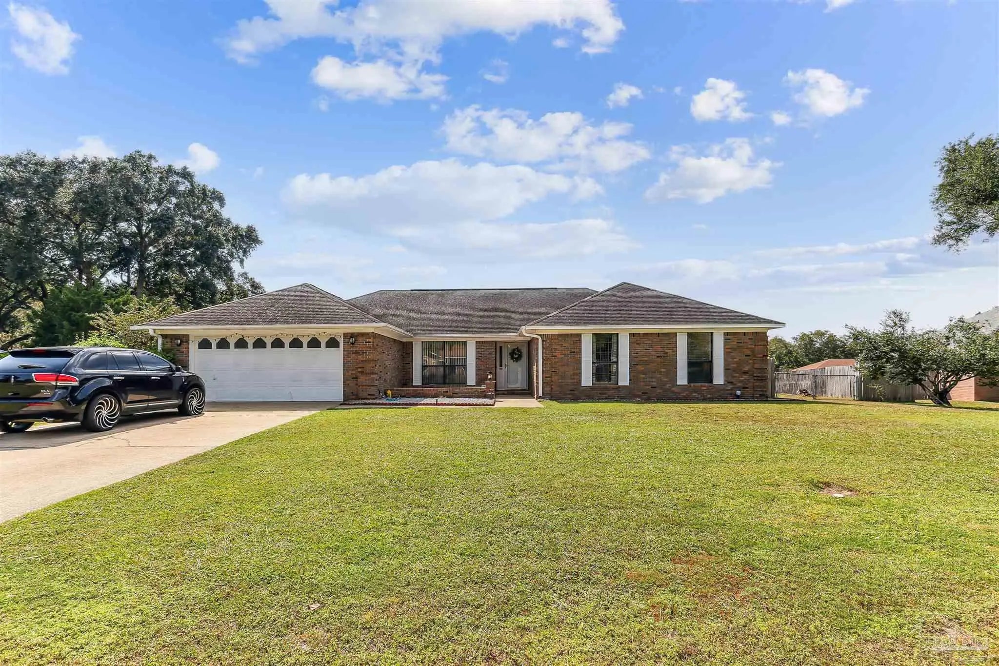 Photo of Listing #671157