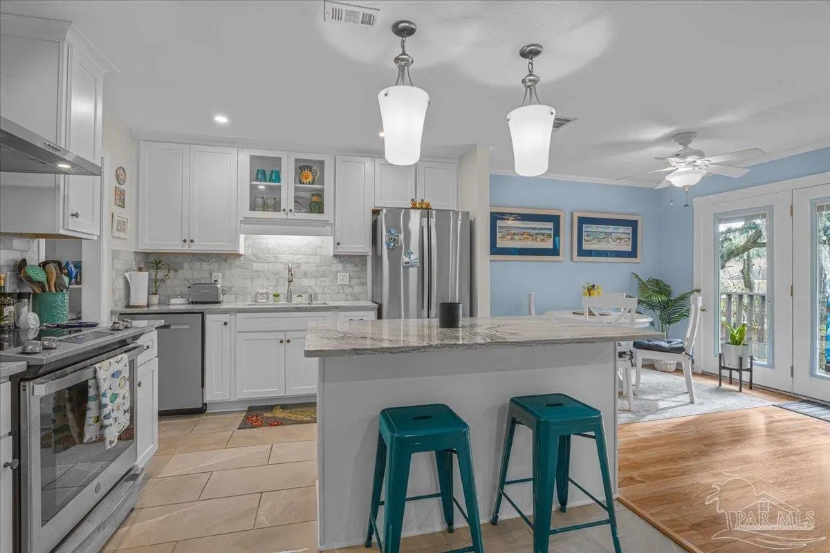 Photo of Listing #676187