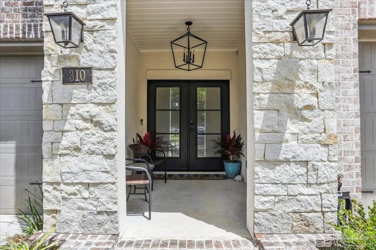 Photo of Listing #664491