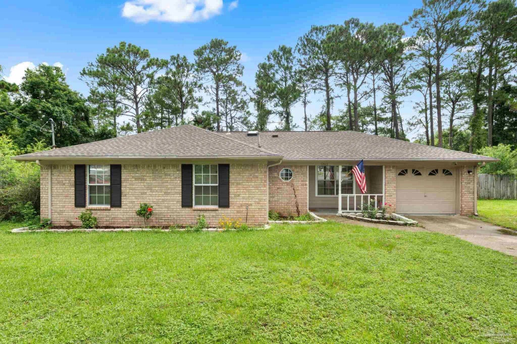 1203 Brook Bend Rd, Pensacola