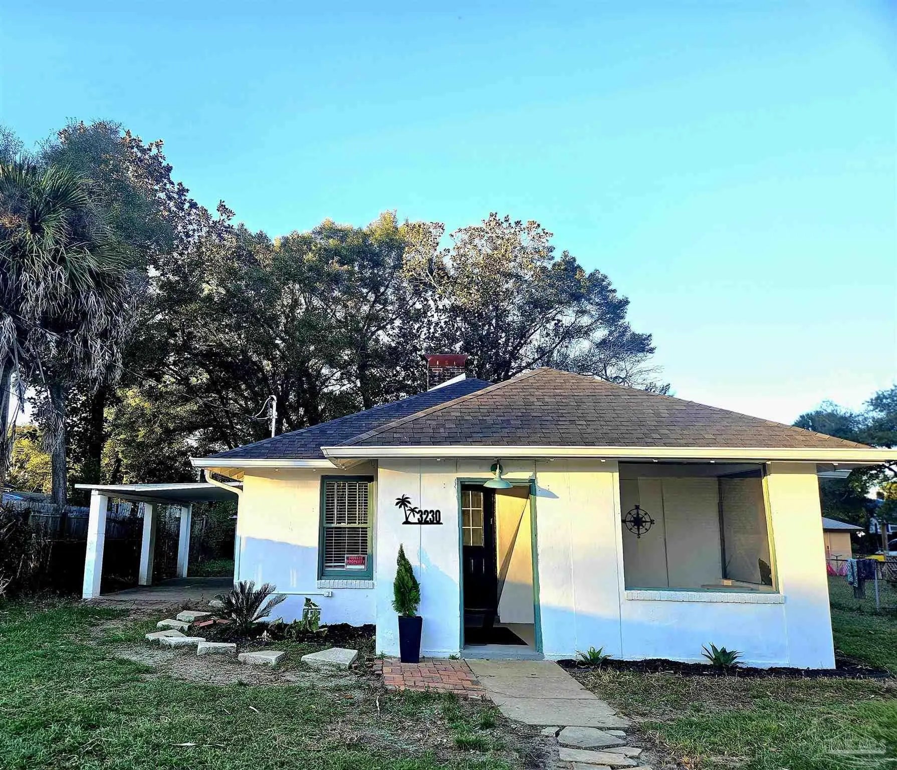 Photo of Listing #676893