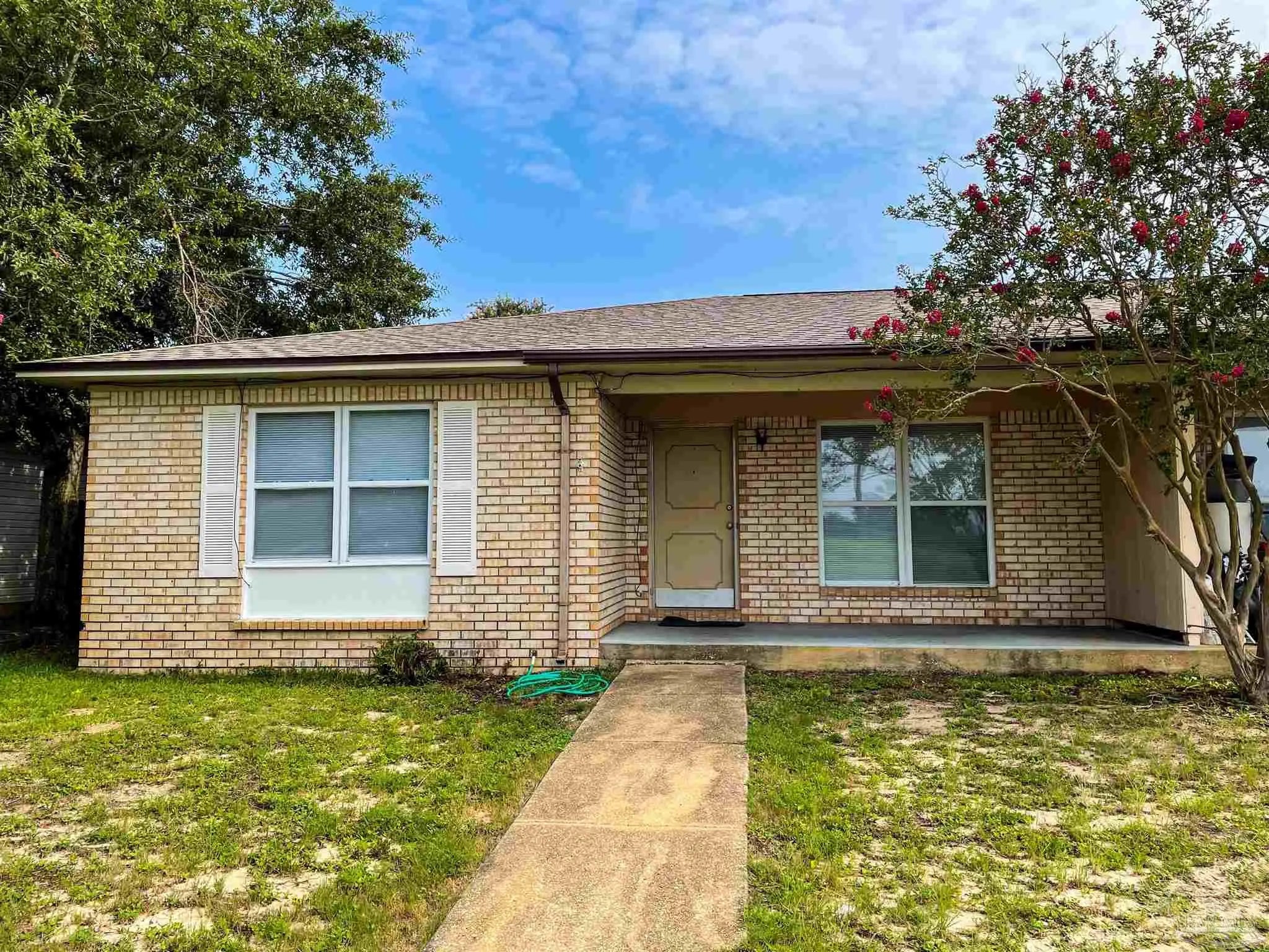 Photo of Listing #672584