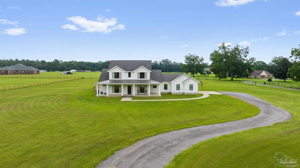 4880 Hwy 95a, Molino