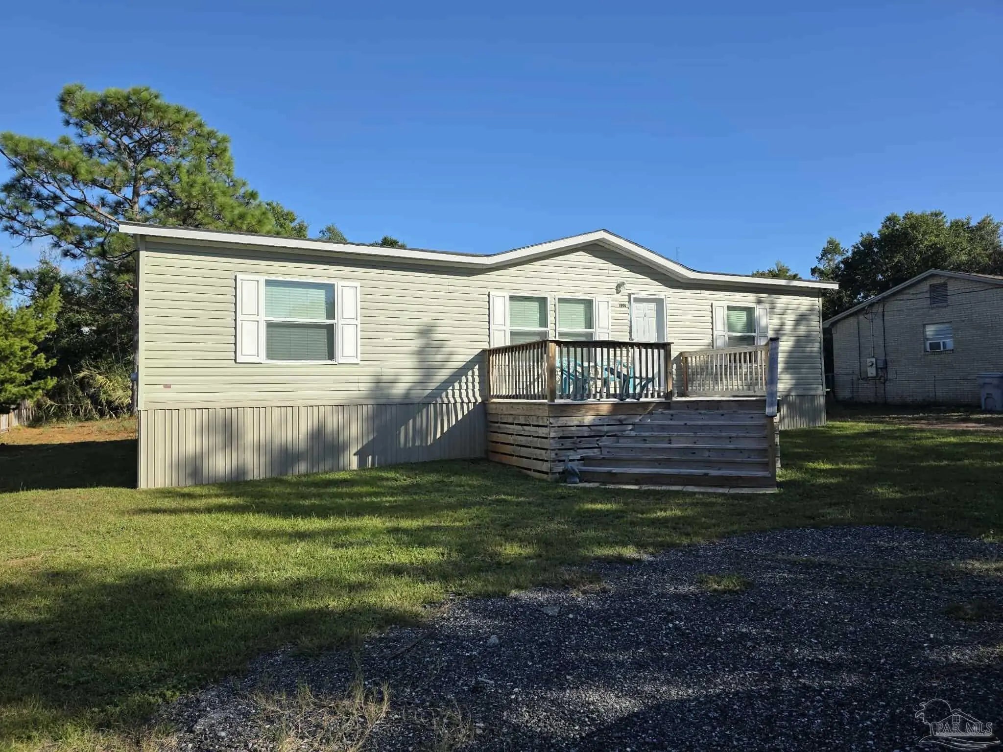 Photo of Listing #673732