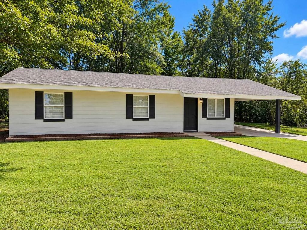 203 Earl St, Brewton
