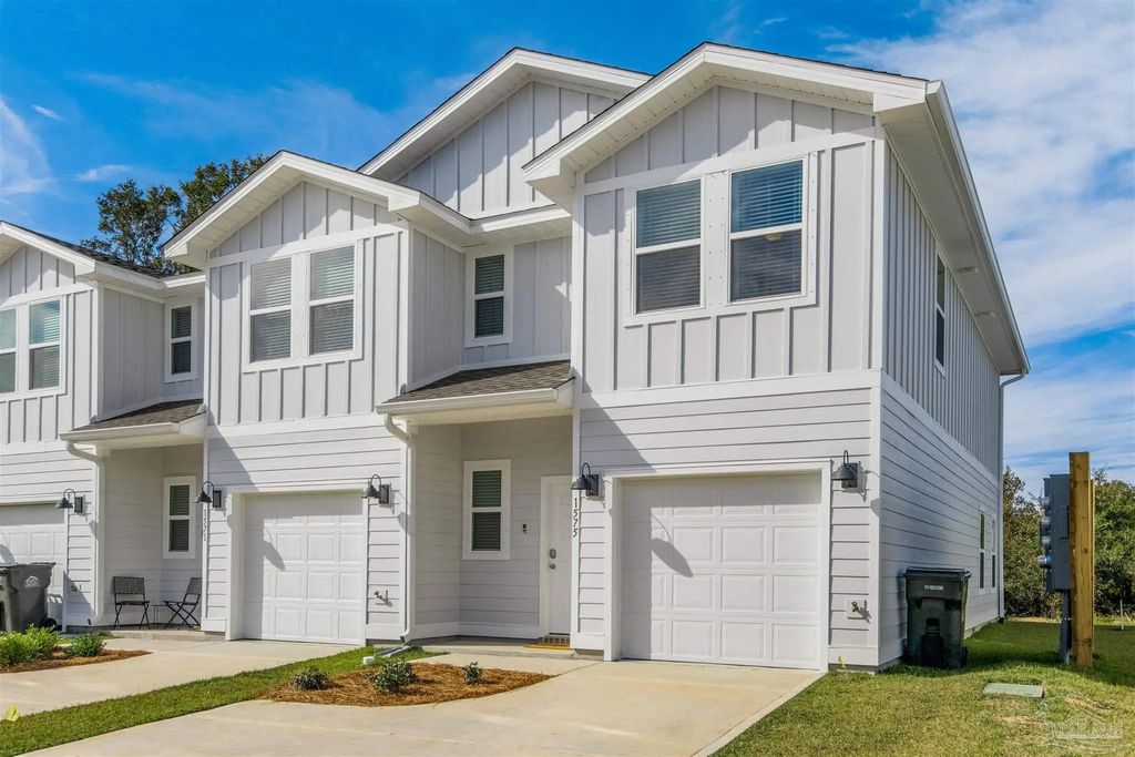 1575 Iroquois Ct, Pensacola