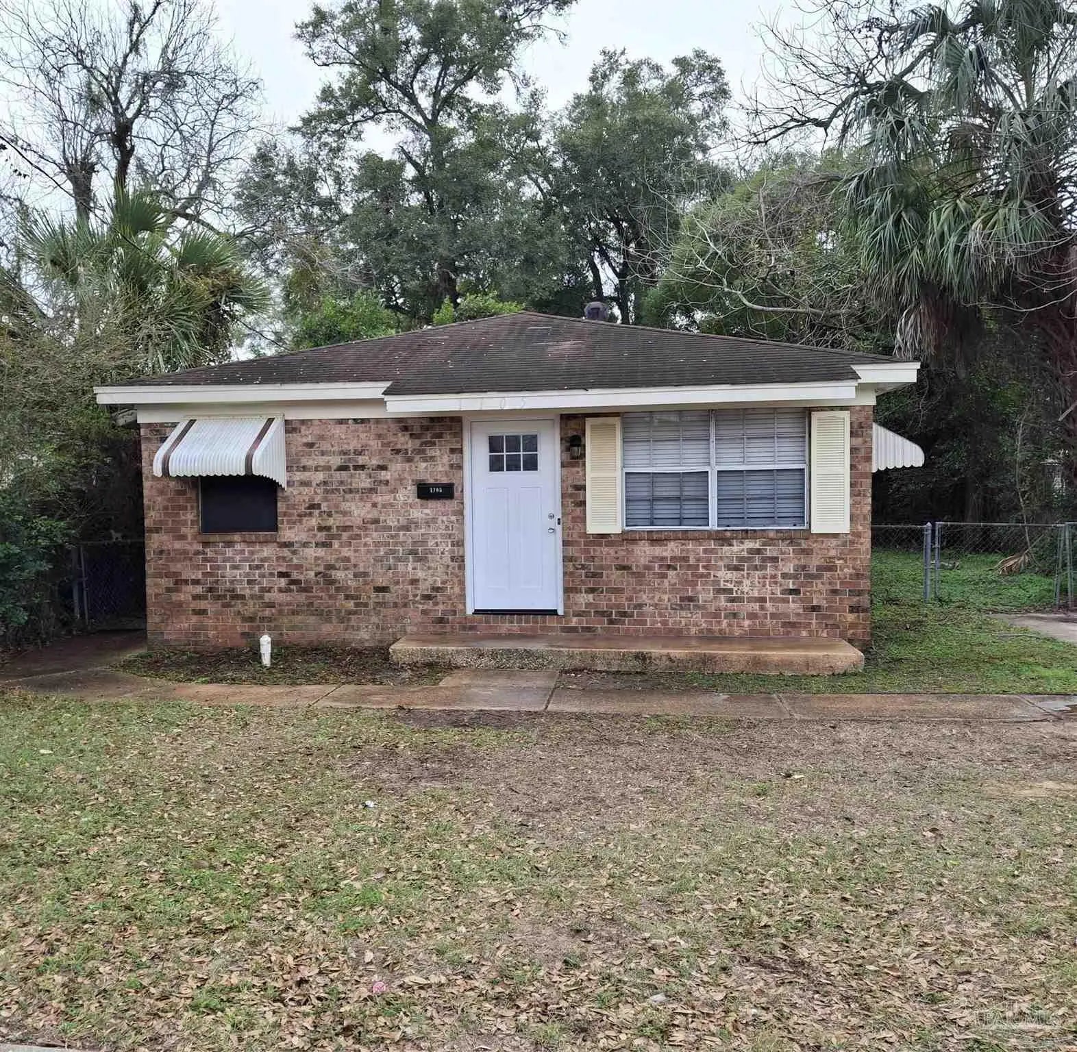 Photo of Listing #675143