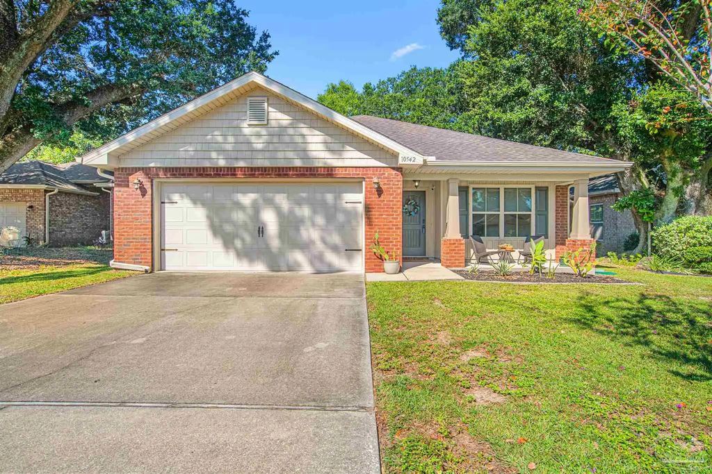 10542 Millbrook Dr, Pensacola
