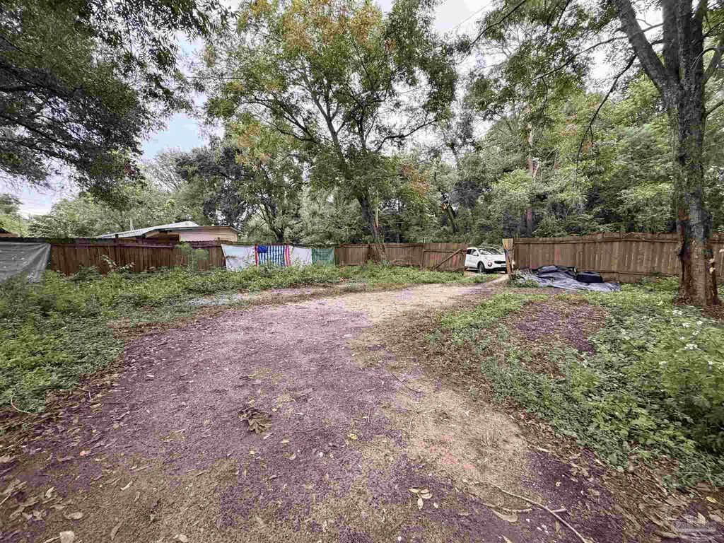 611 Bremen Ave, Pensacola
