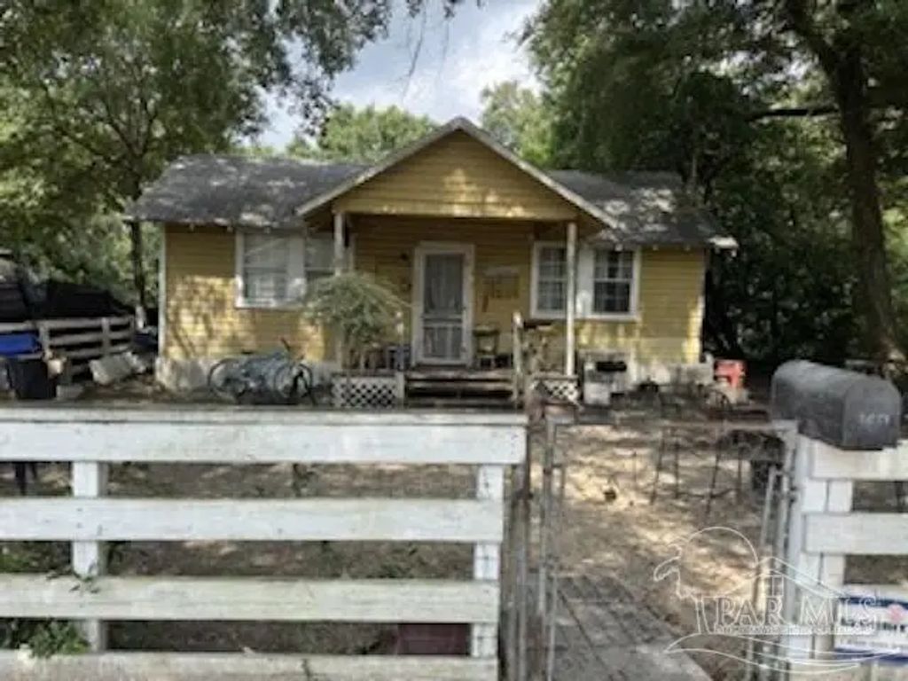 2816 W Lloyd St, Pensacola