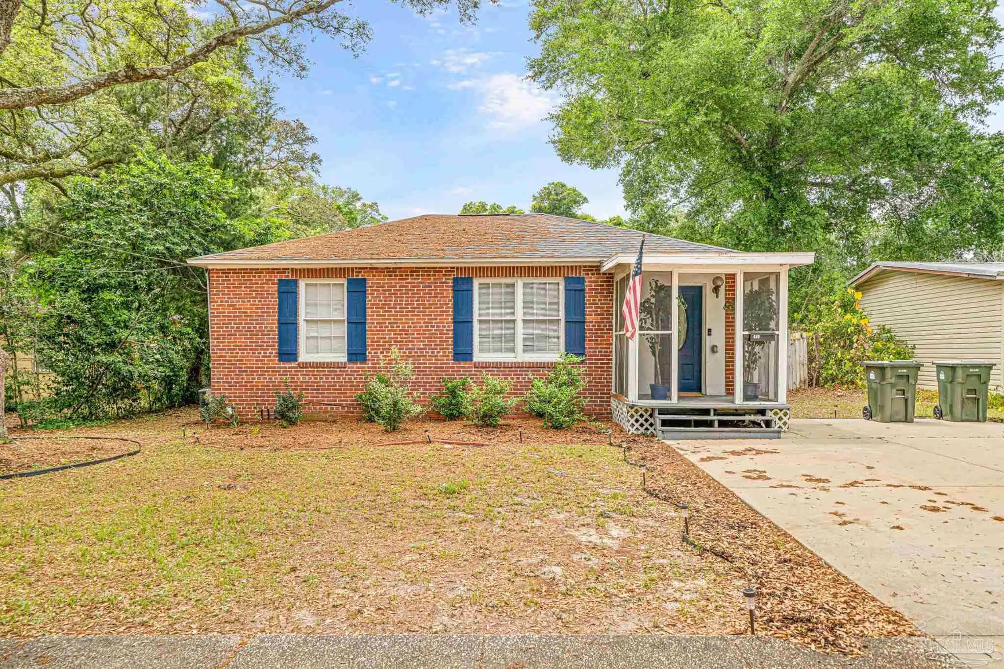 Photo of Listing #664172