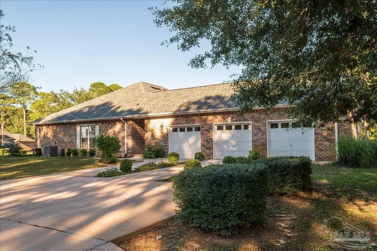 Photo of Listing #673703