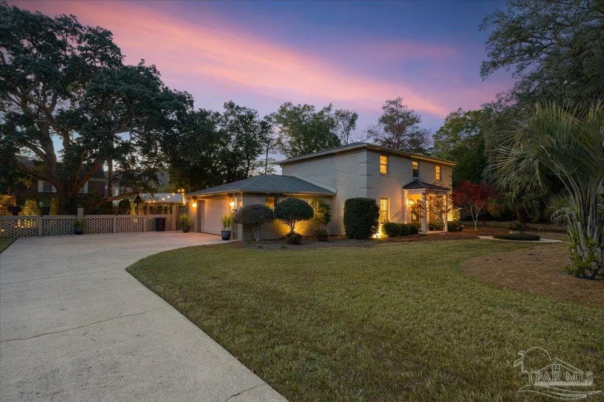 Photo of Listing #675141