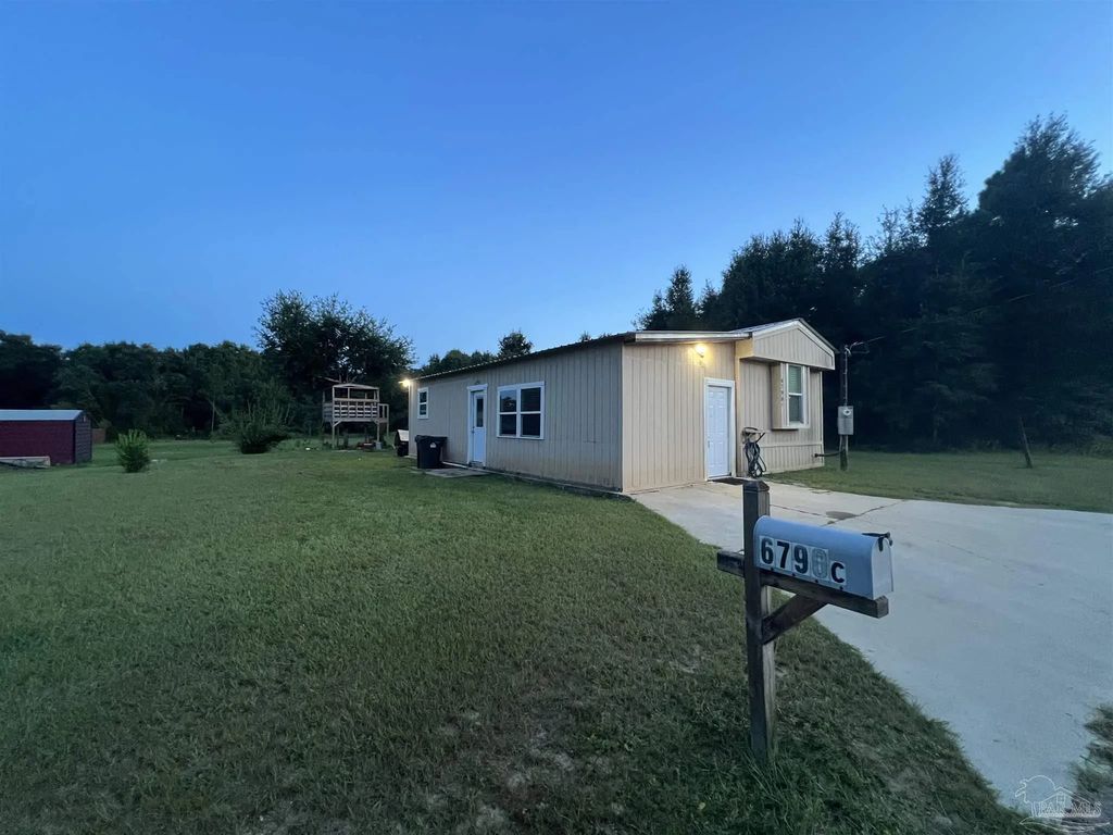 6790 Gulley Ln, Pensacola