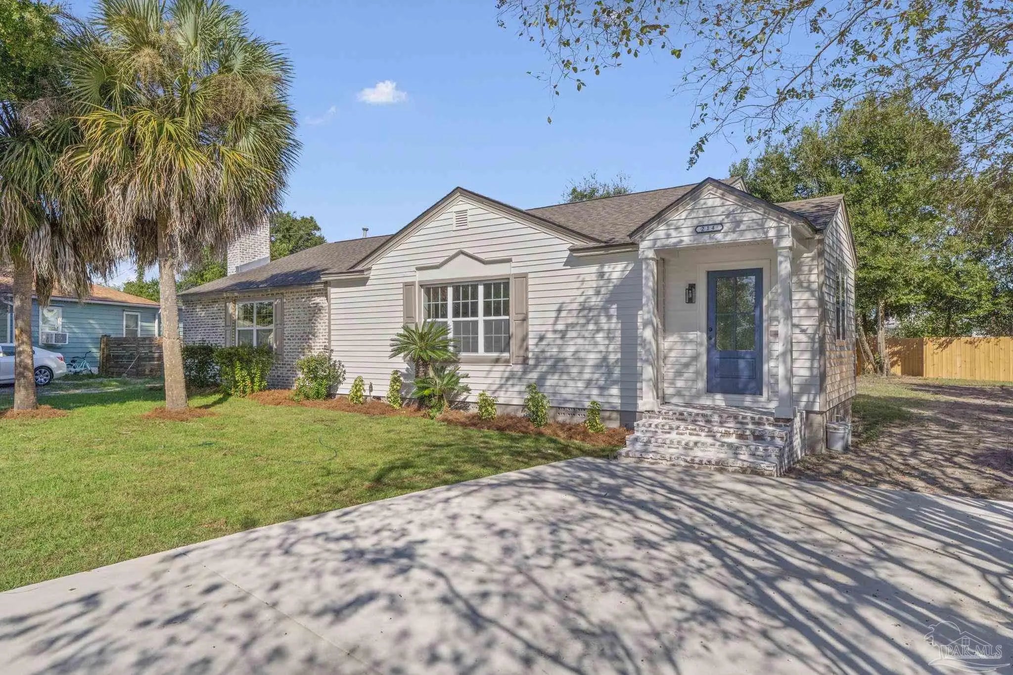 Photo of Listing #672243