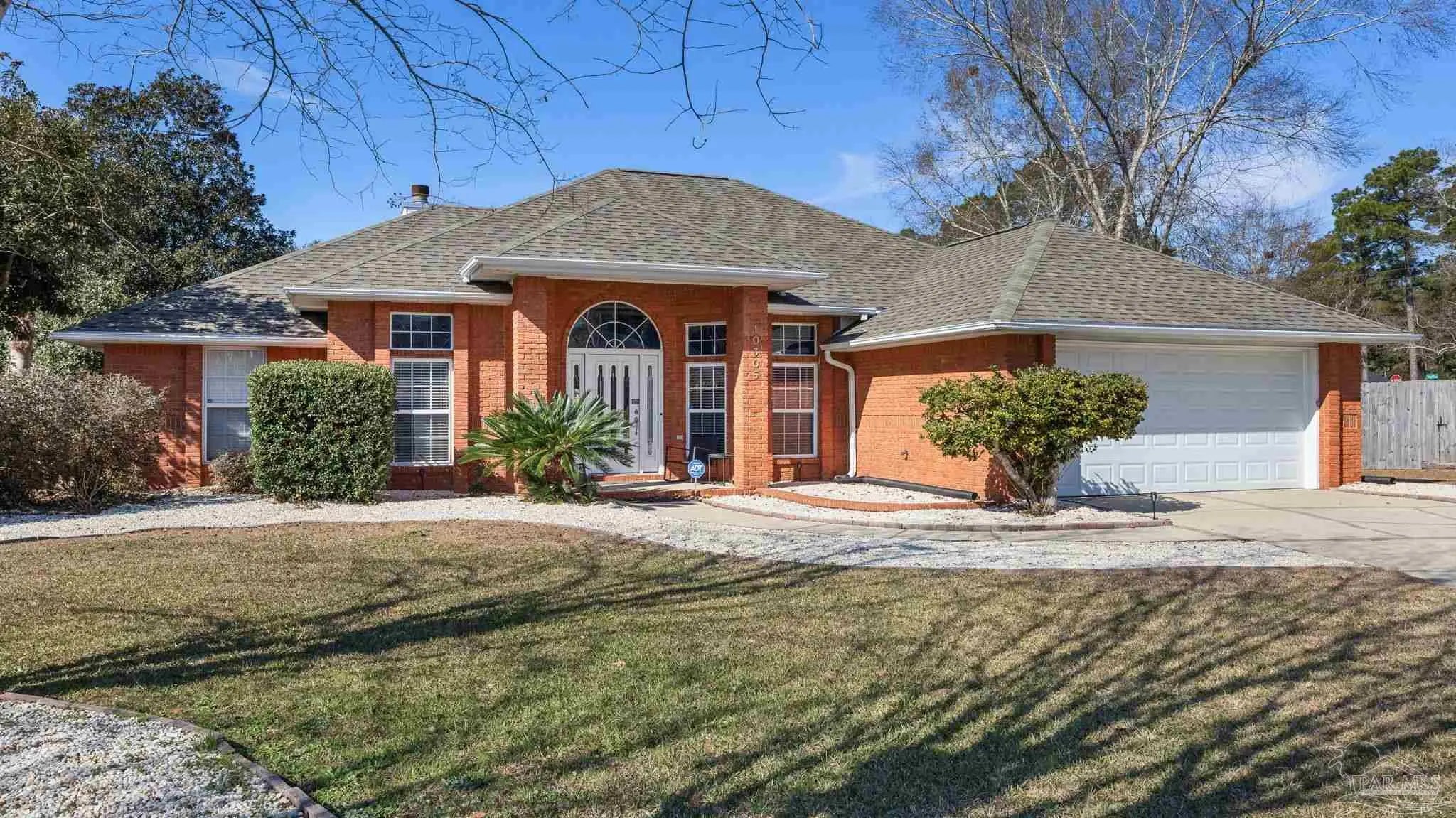 Photo of Listing #676882