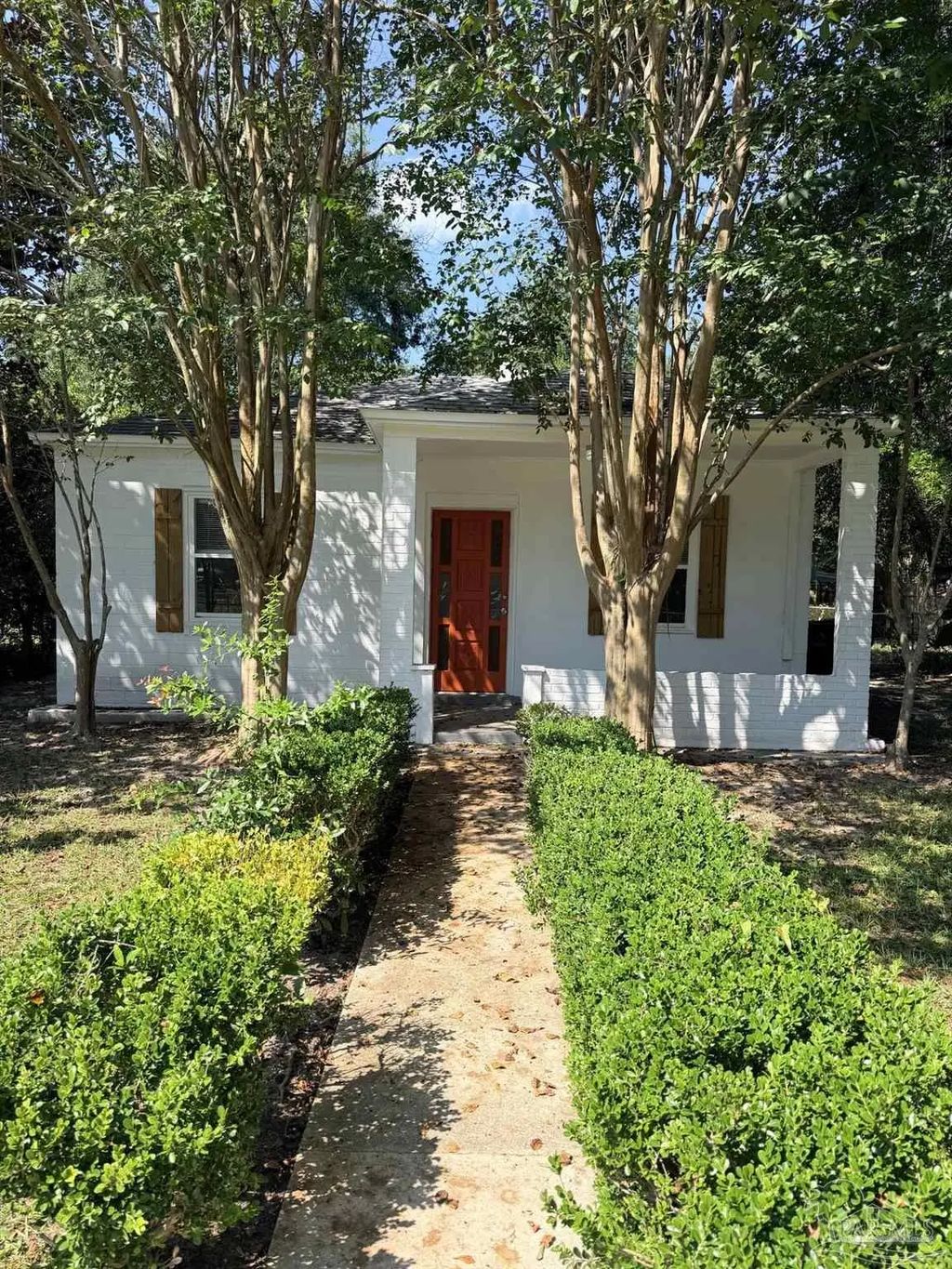 13 Lincoln Rd, Pensacola