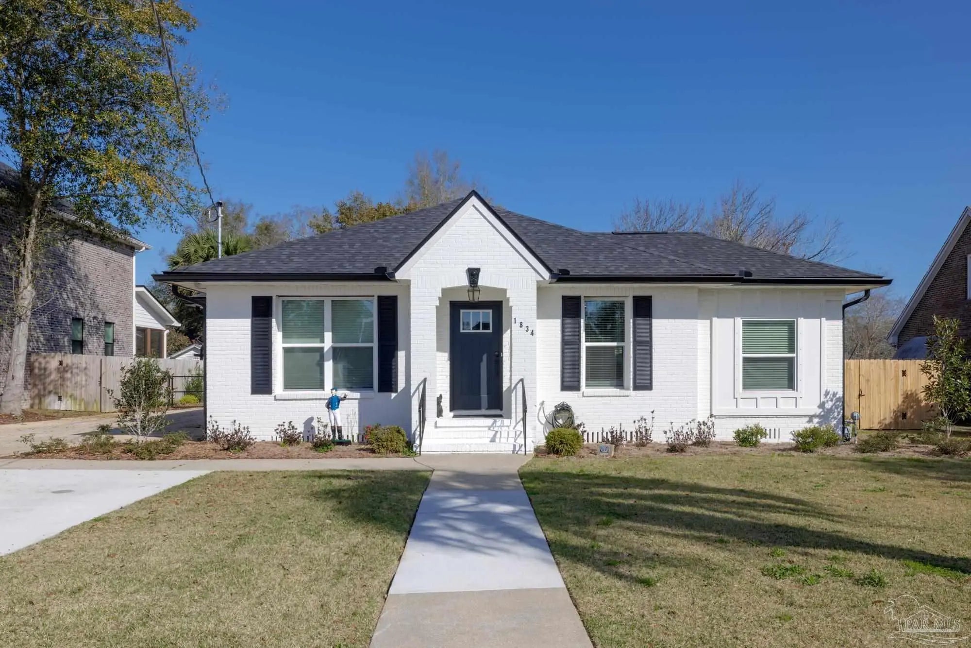 Photo of Listing #678927