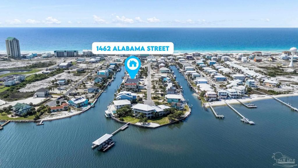 1462 Alabama St, Navarre Beach