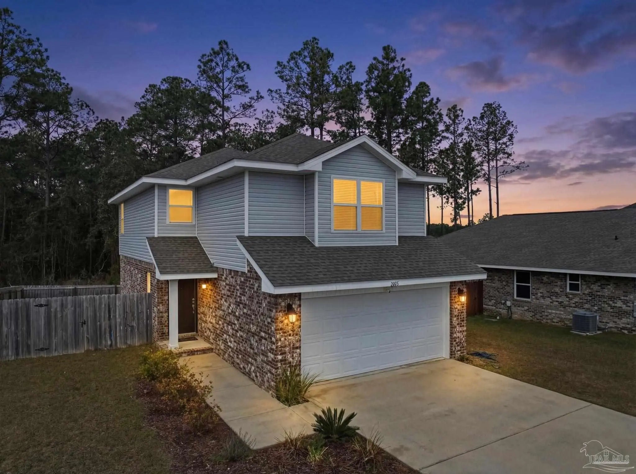 Photo of Listing #678900