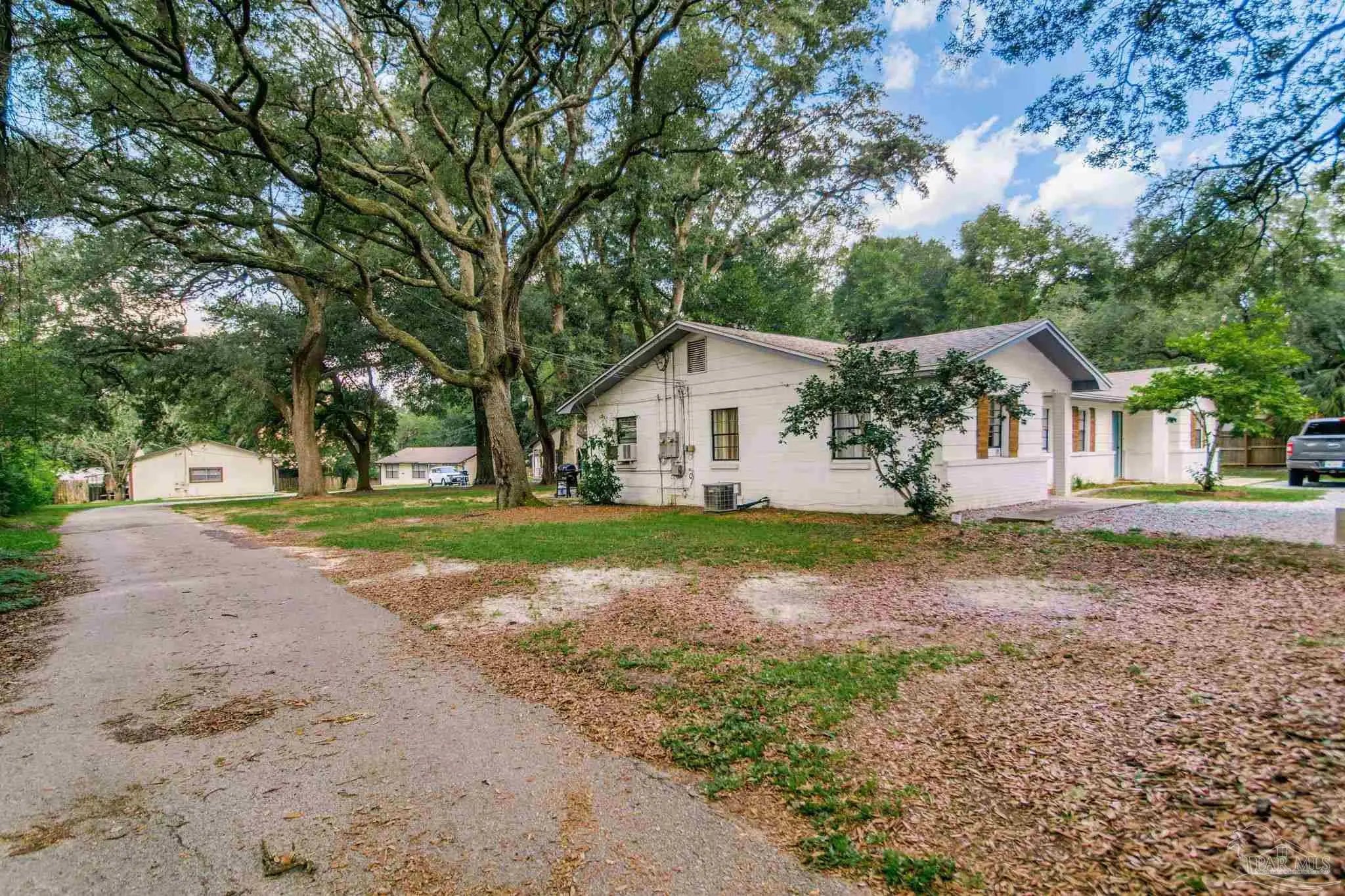 Photo of Listing #674186