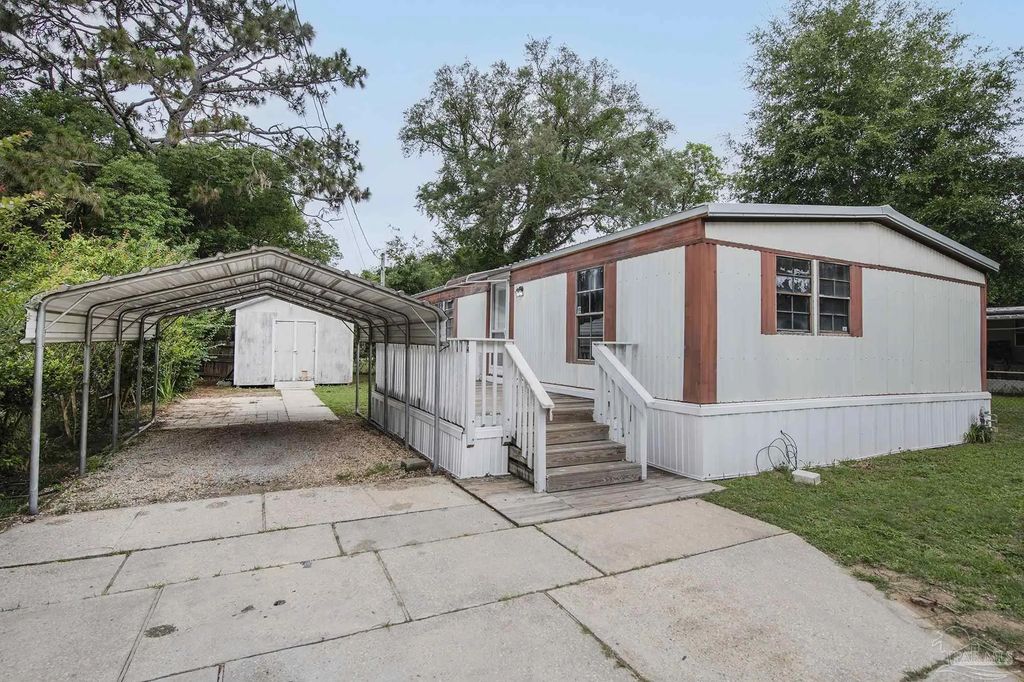 5329 Dover Ave, Pensacola