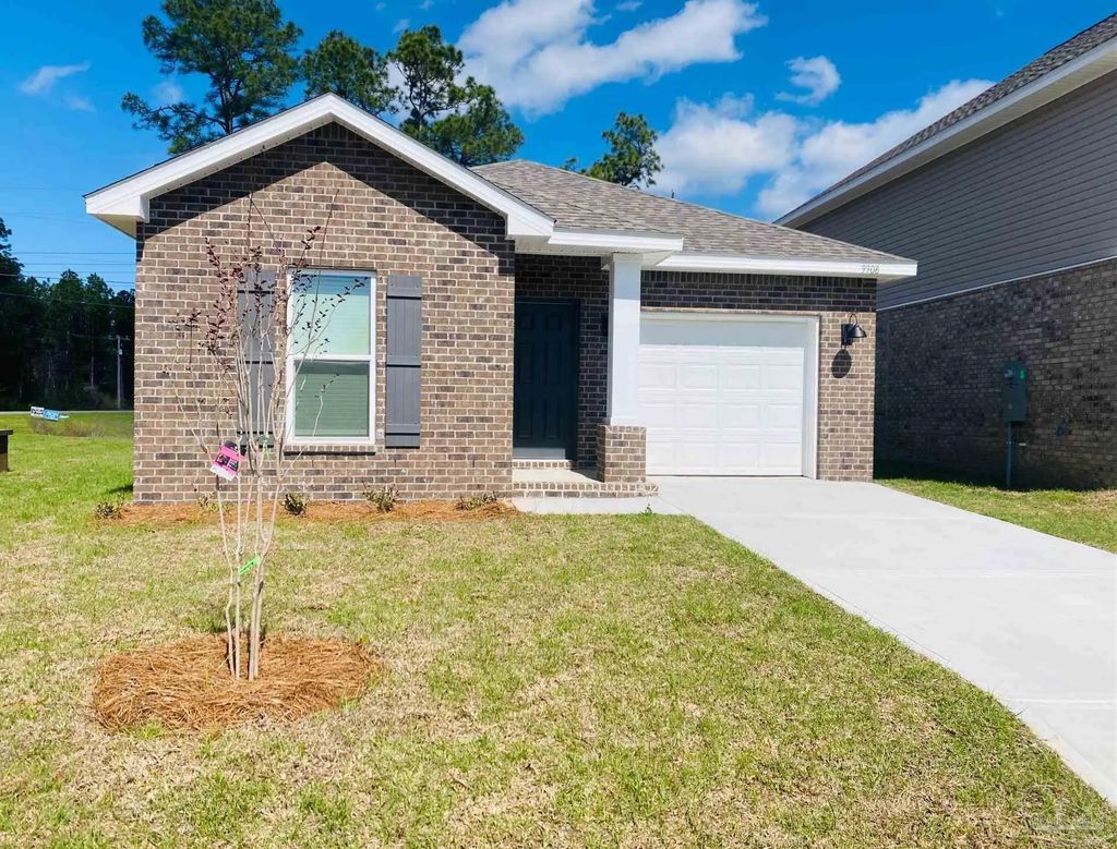 9908 Starling Dr, Pensacola