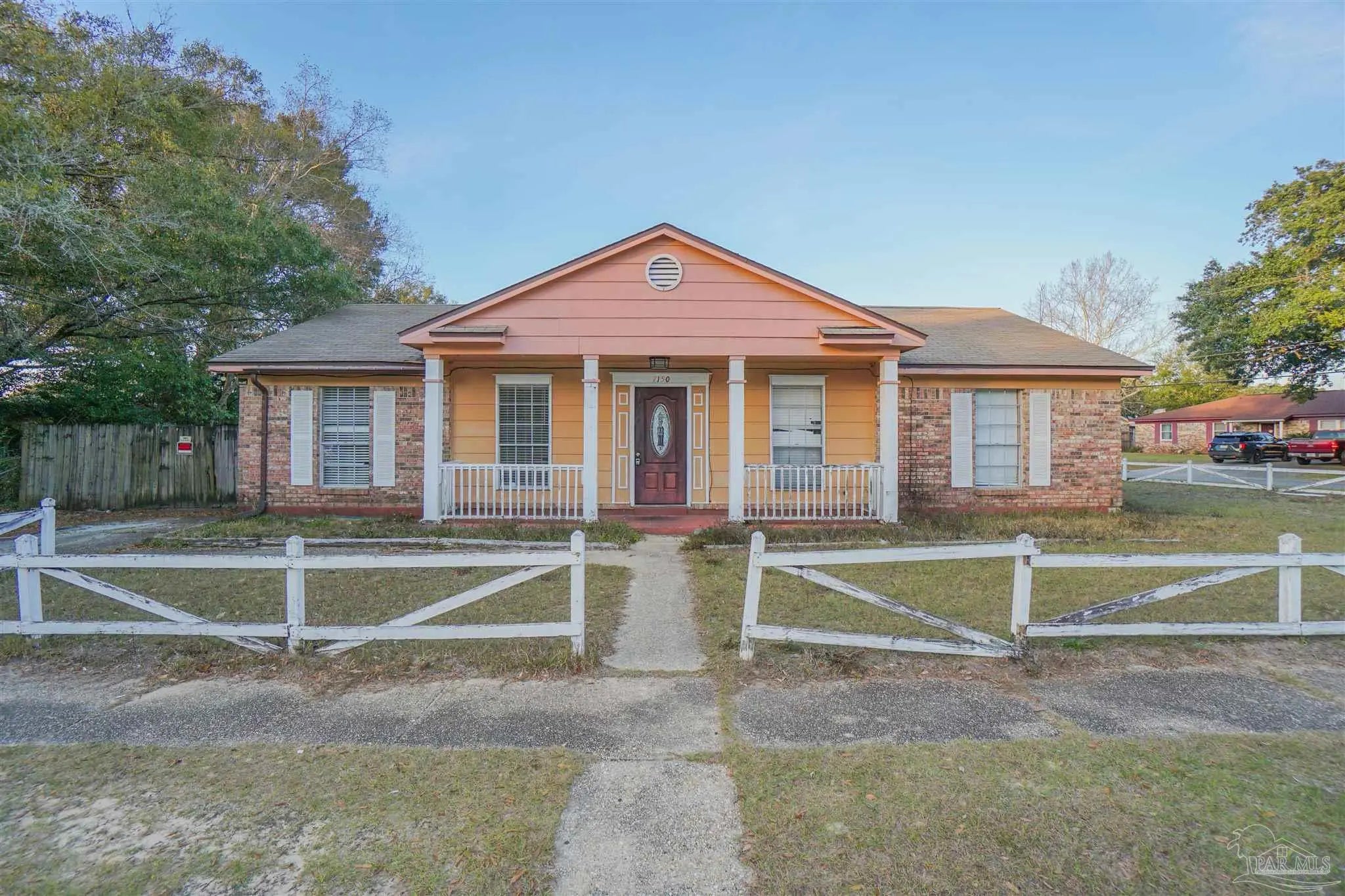 Photo of Listing #676434