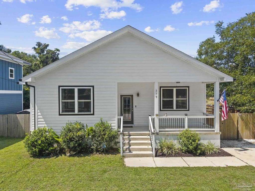 279 Seamarge Ln, Pensacola