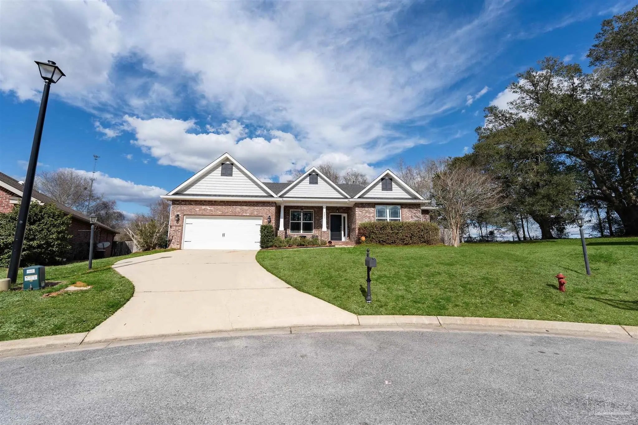 Photo of Listing #679172