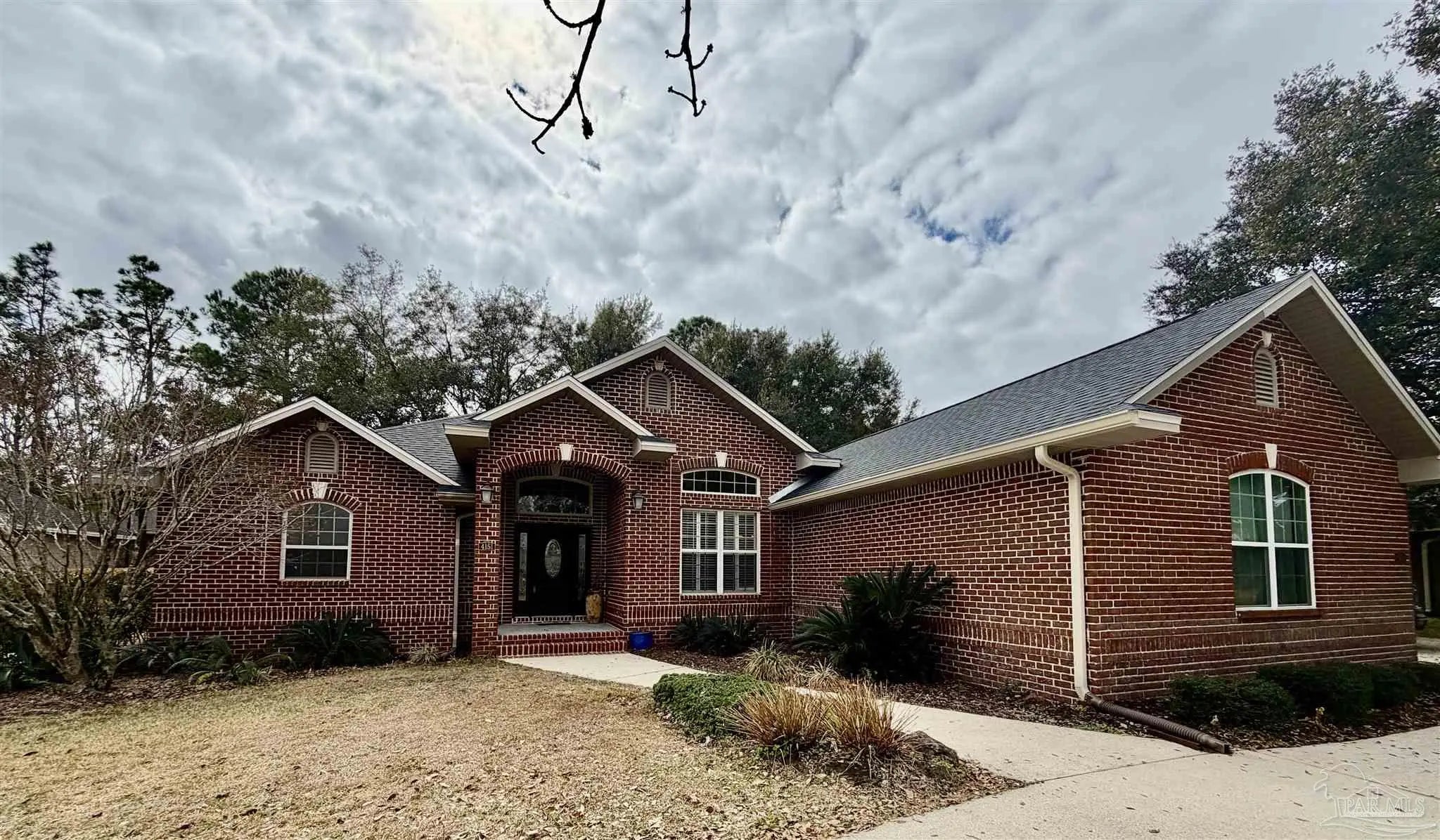 Photo of Listing #677190