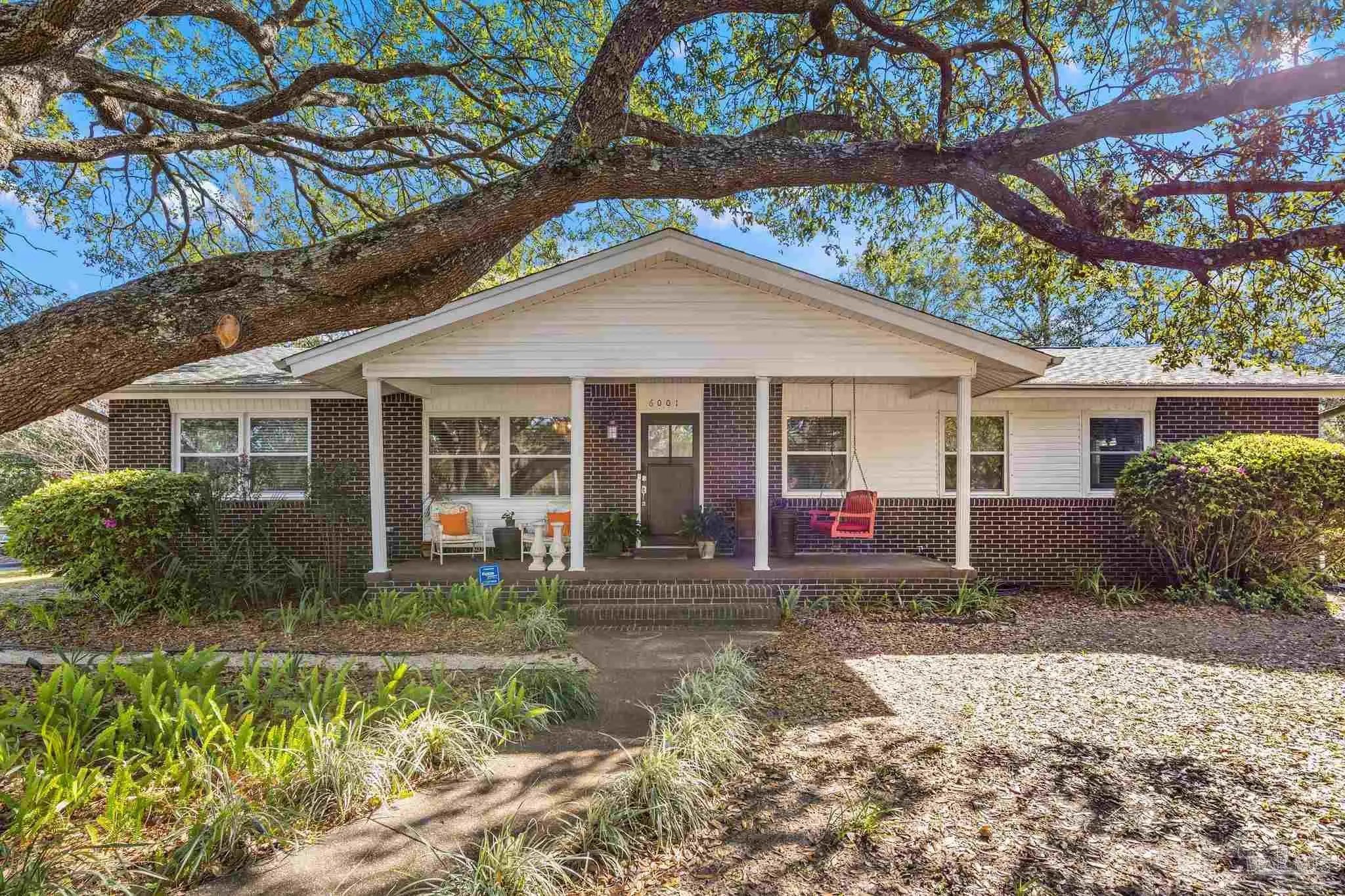 Photo of Listing #680417