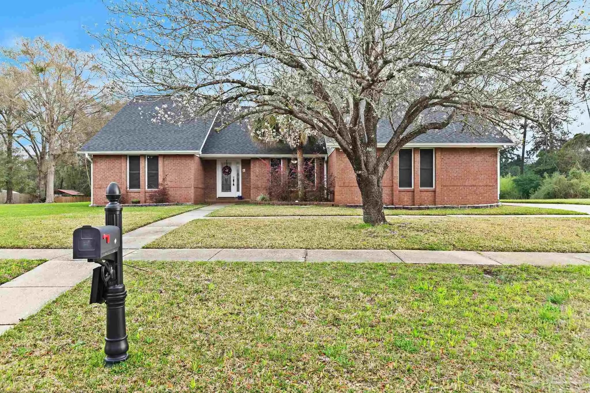 Photo of Listing #679454