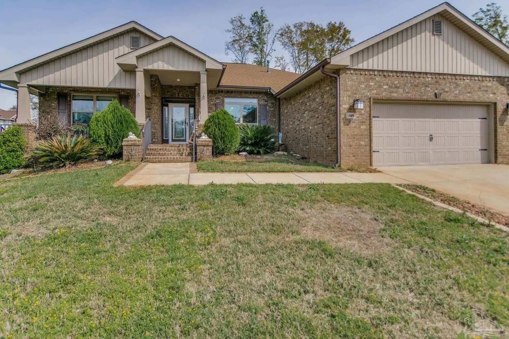 1426 Promenade Loop, Cantonment