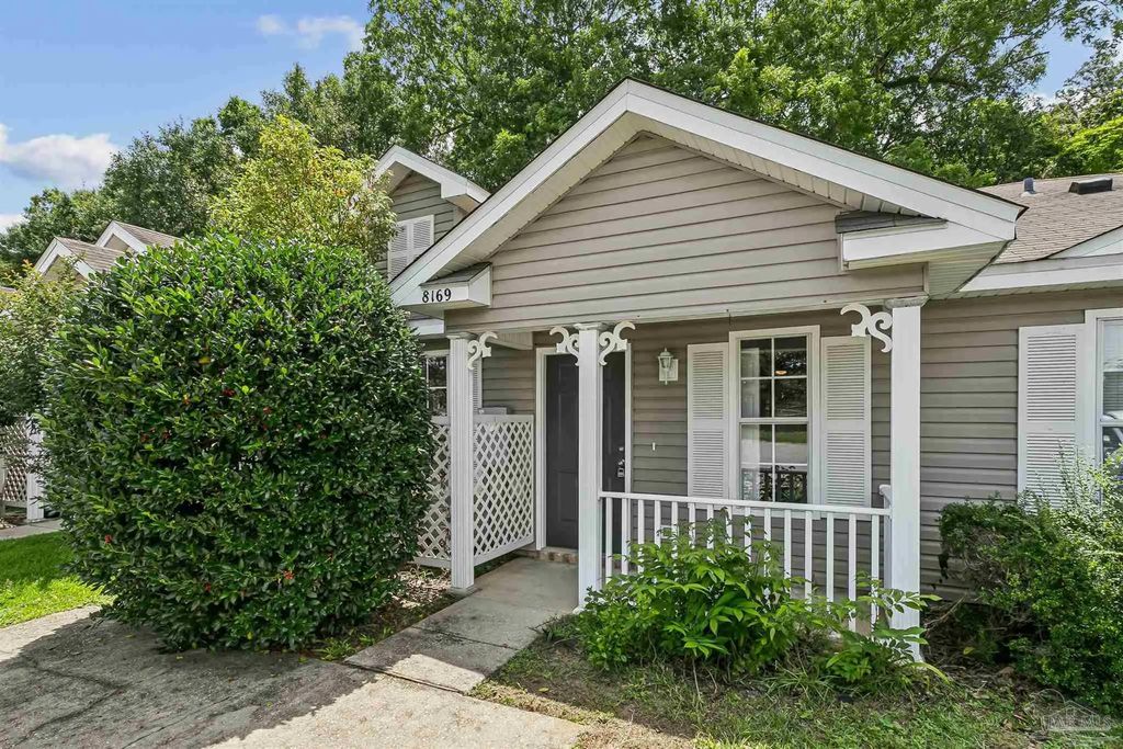 8169 Heirloom Dr, Pensacola