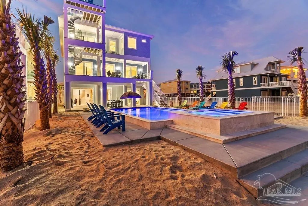 Photo of Listing #658566