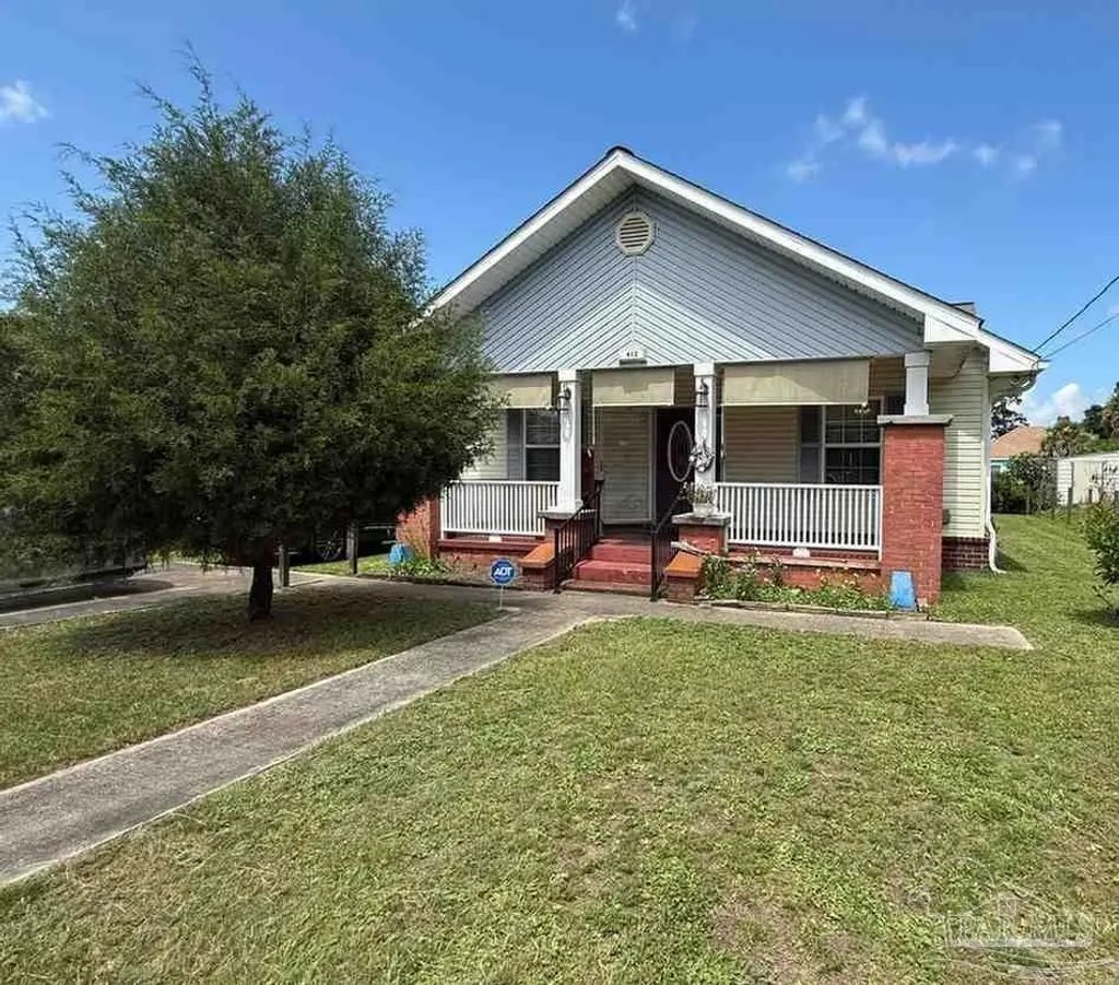 412 S 1st St, Pensacola