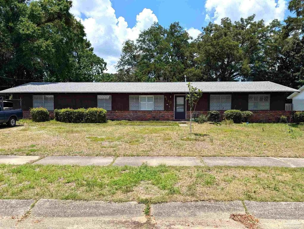 8113 Monticello Dr, Pensacola