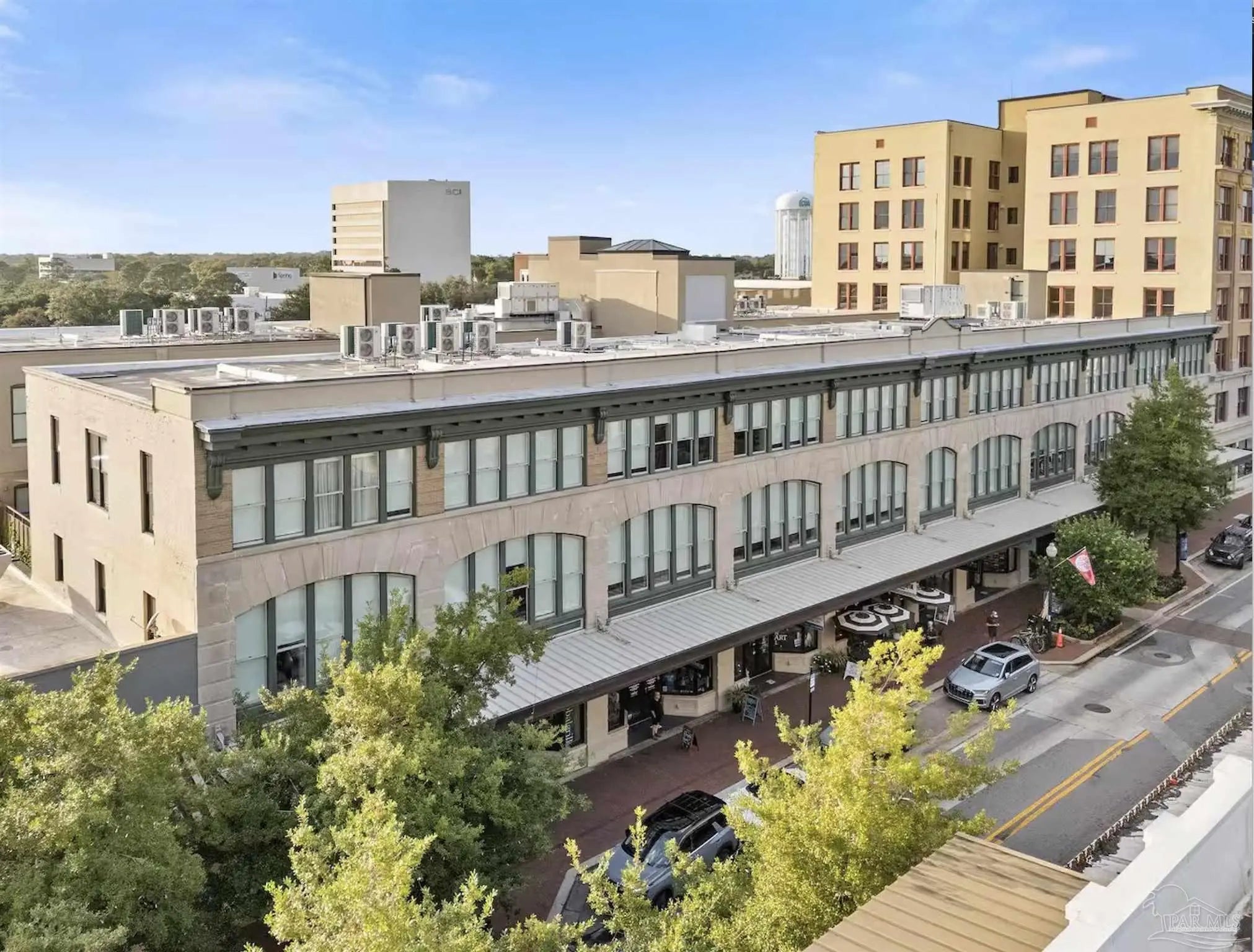 Photo of Listing #670721