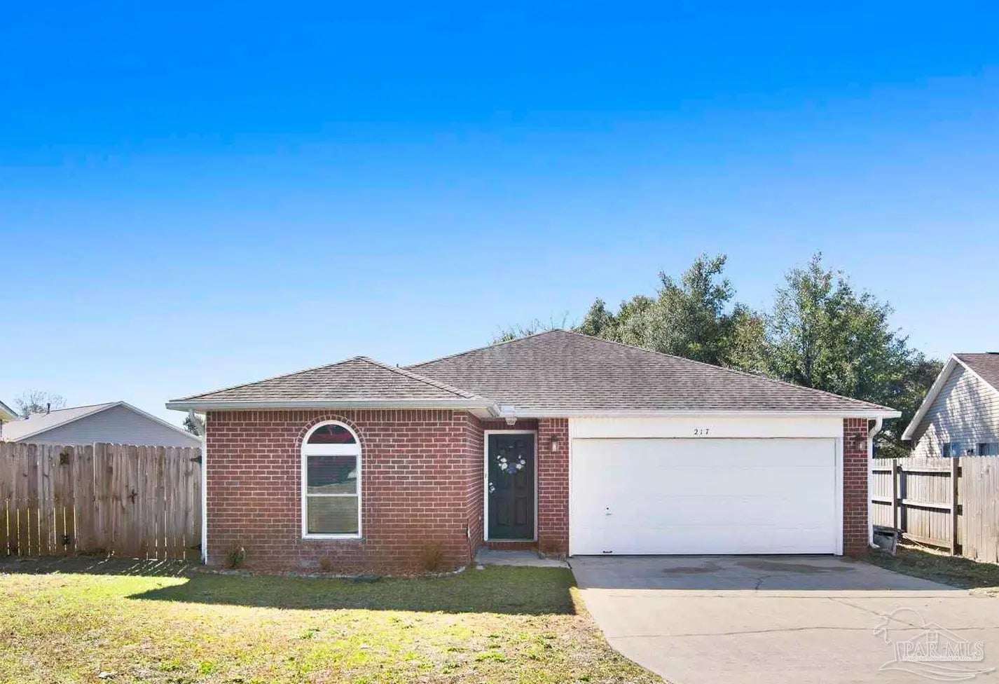 Photo of Listing #676301