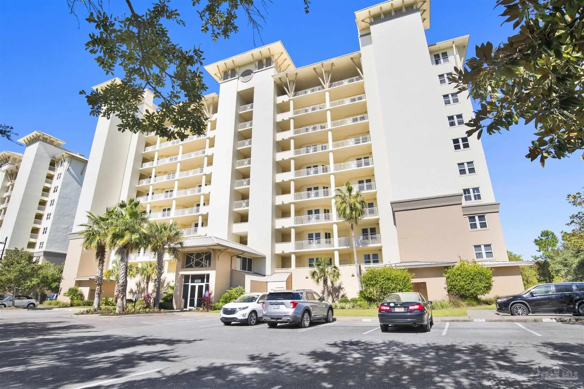 Photo of Listing #673815