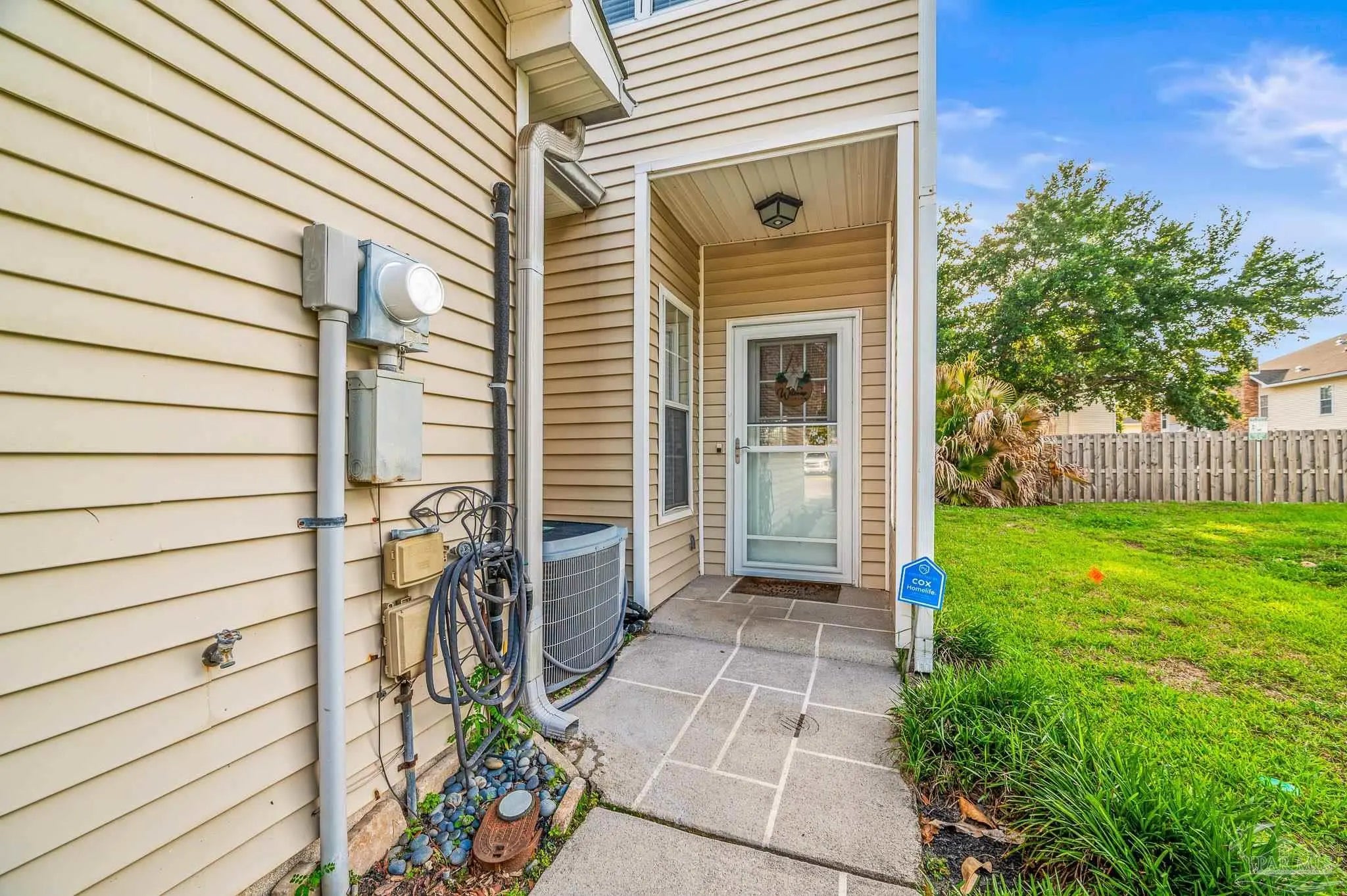 Photo of Listing #665076