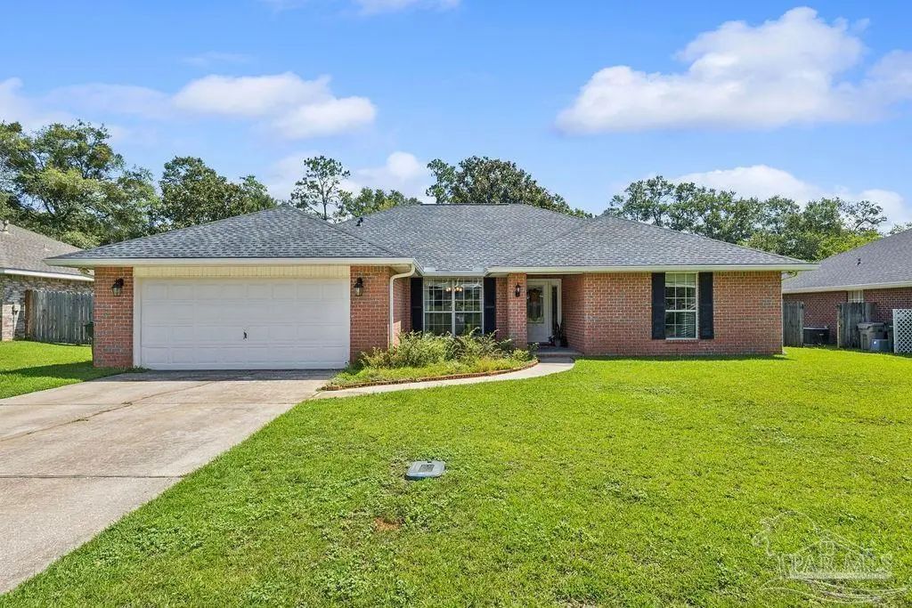 1254 Plata Canada Dr, Cantonment