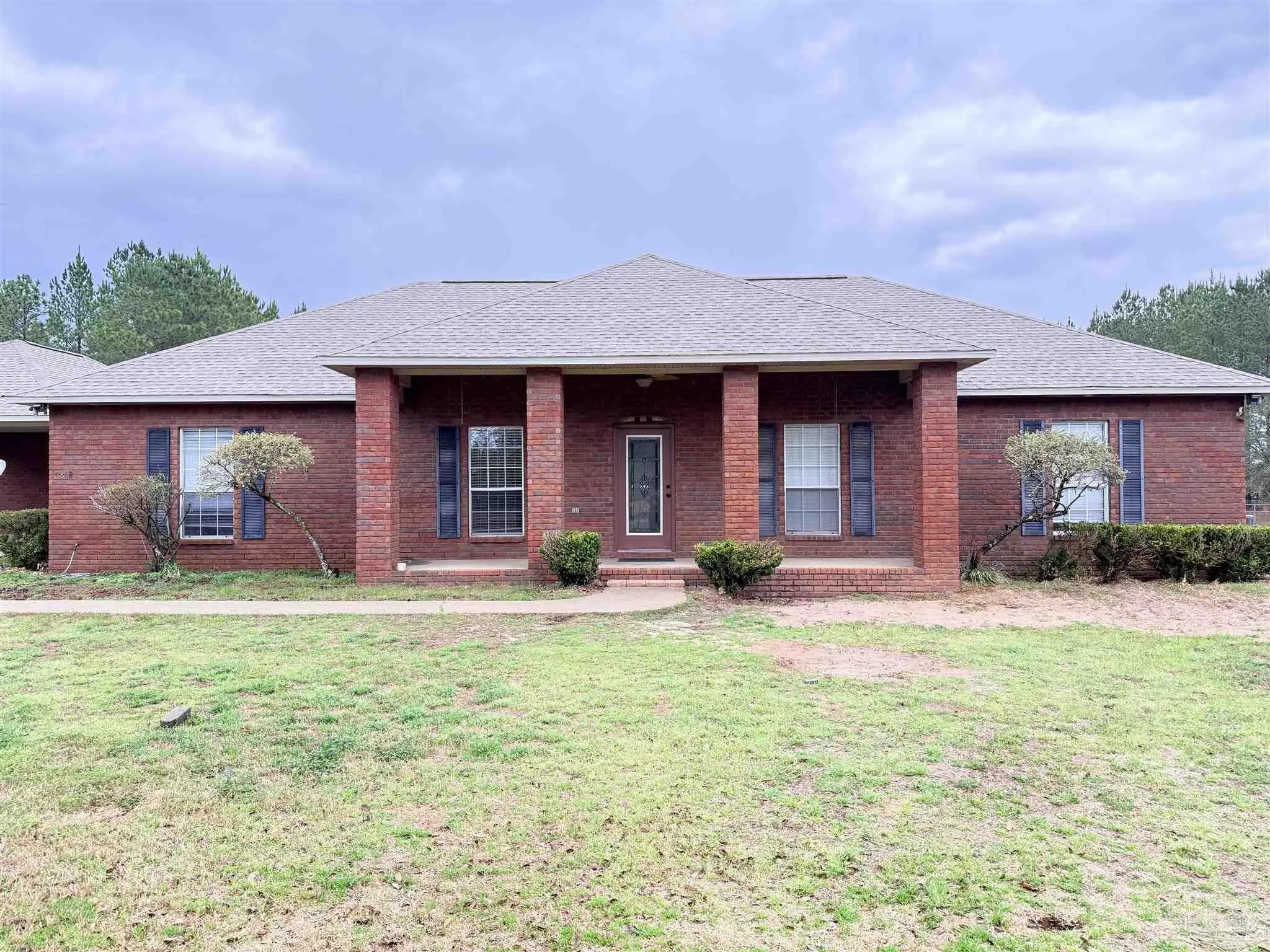 Photo of Listing #678398