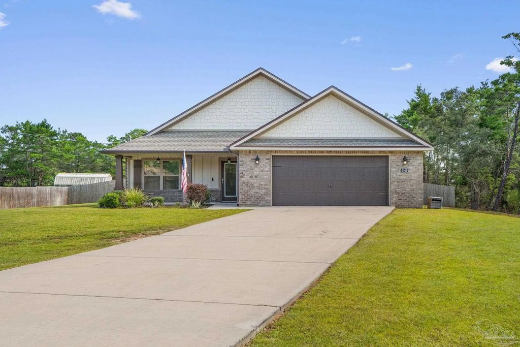 2949 Sherwood Dr, Navarre