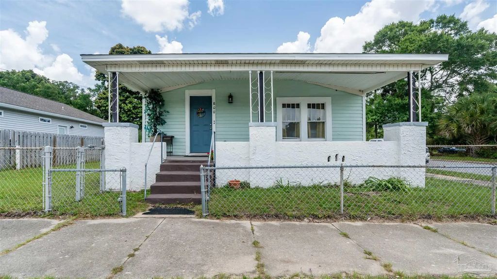 800 W Belmont, Pensacola