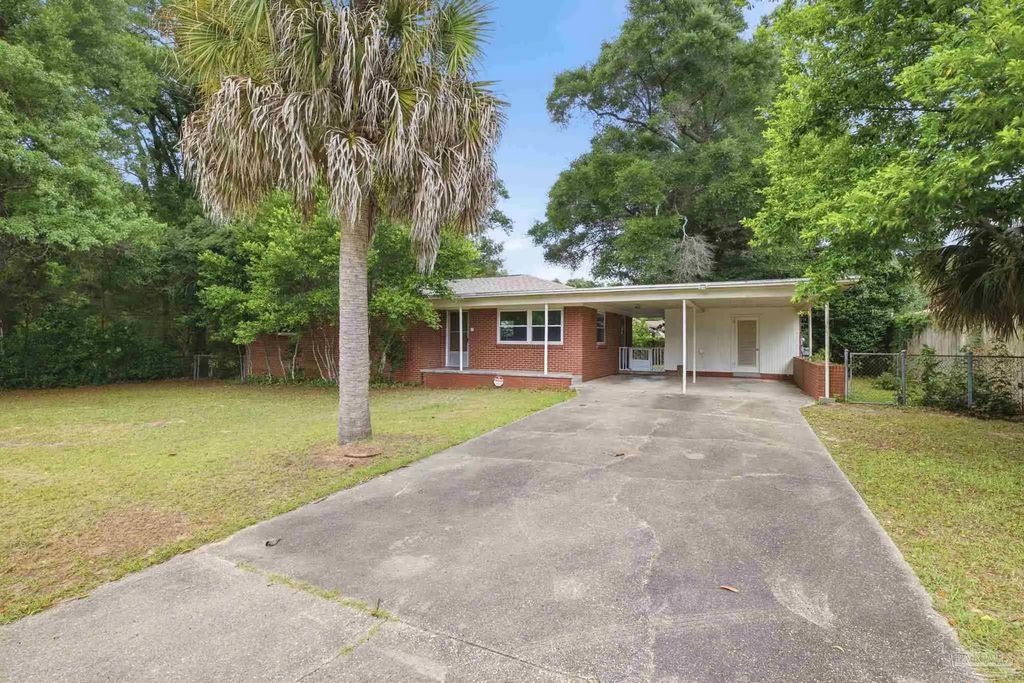 310 N 58th Ave, Pensacola