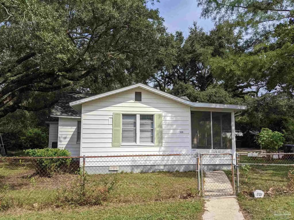 8320 Binkley St, Pensacola
