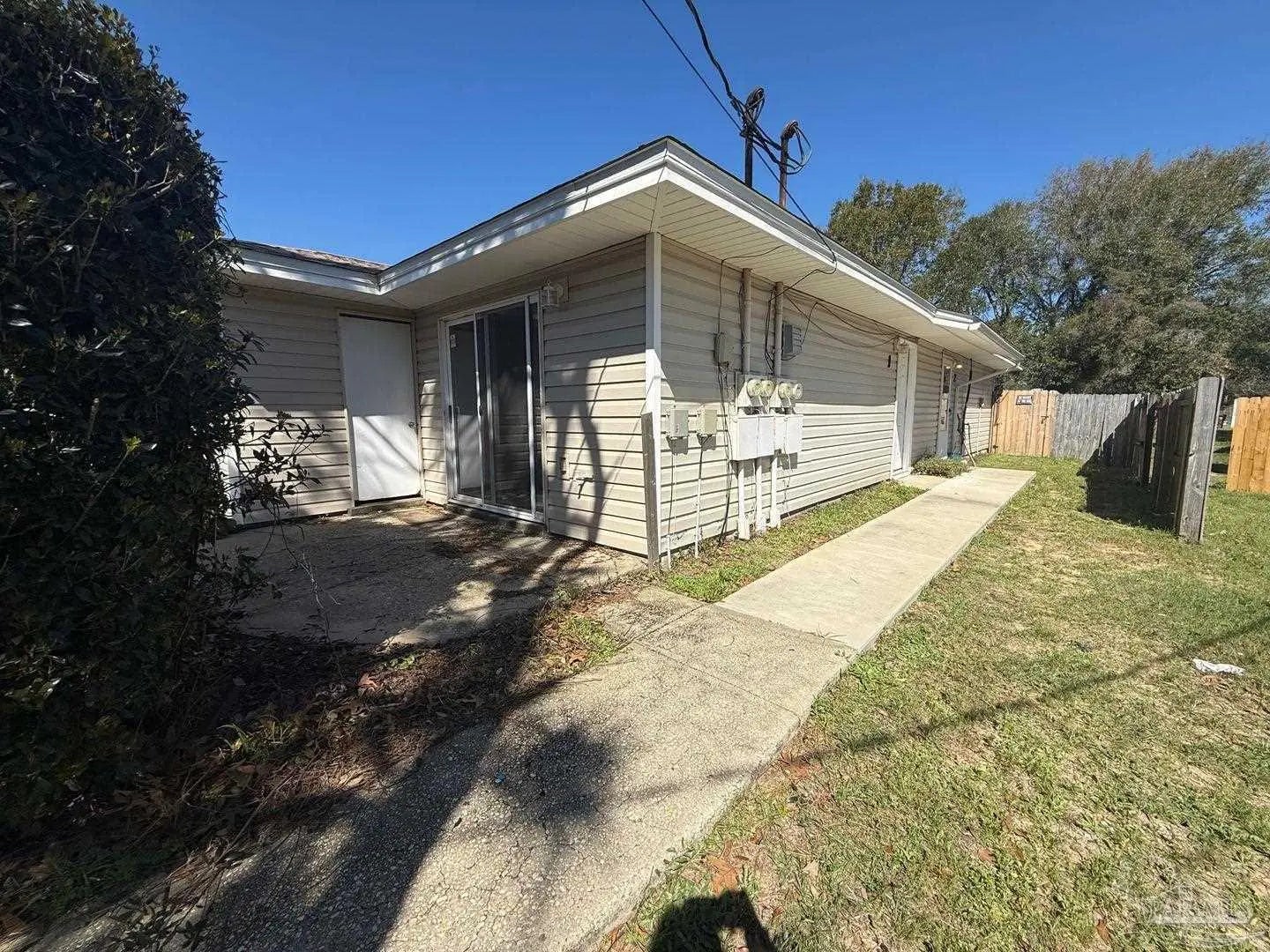 Photo of Listing #680098