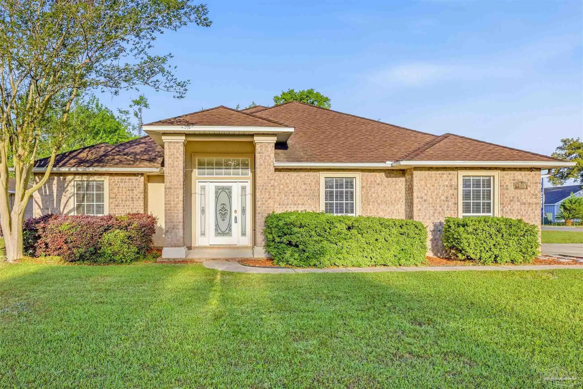 Photo of Listing #680385